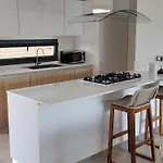 Apartment With Private Picuzzi 30M From The Beach